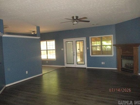 4th image of 2013 N Hills Dr