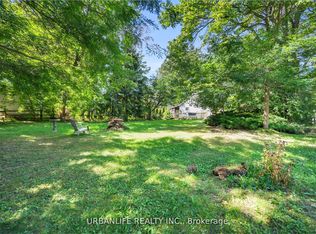 21 Oak Ave, East Gwillimbury, ON L9N 1A6