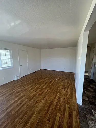327 N Lincoln Ave Photo 1