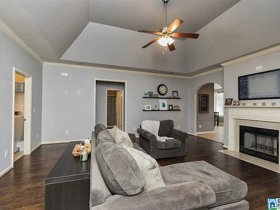 4th image of 1369 Mountain Ln