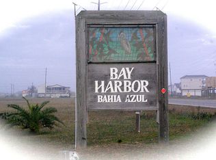 4024 7th St, Galveston, TX 77554