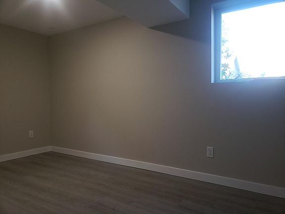 3rd image of 5324 8th Ave NE Unit C