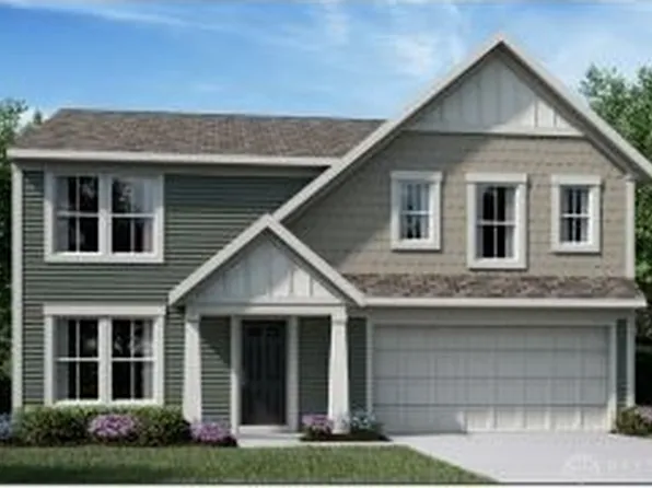 802 Hunters Run Dr, Brookville, OH 45309