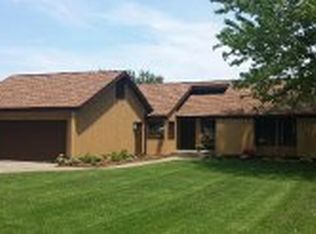 5754 N River Rd, Freeland, MI 48623