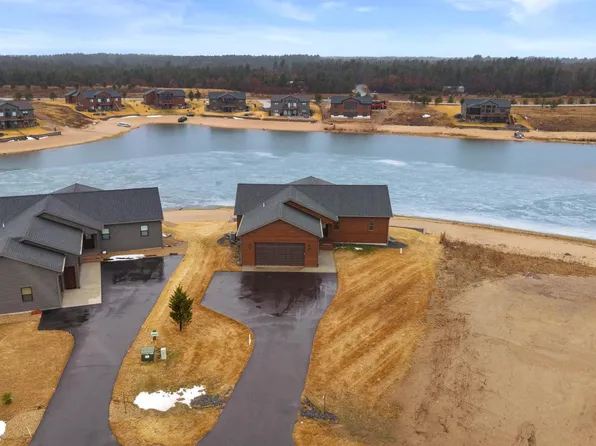 N8813 North Fly Rod Court, New Lisbon, WI 53950