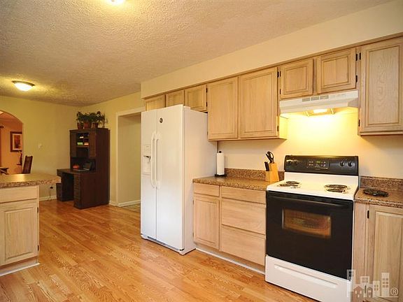 4th image of 1021 Old Mill Road NE