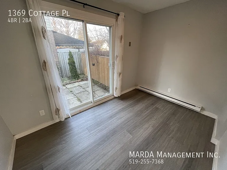 1369 Cottage Pl — Photo 9