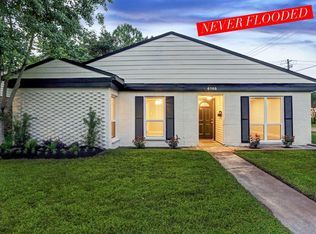 5702 W Airport Blvd, Houston, TX 77035