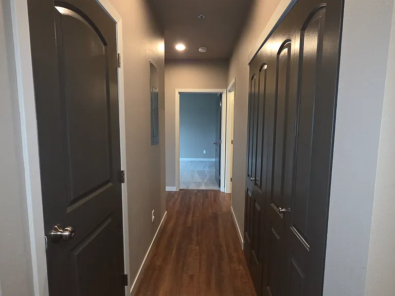 185 SW Silverstar Ln — Photo 11