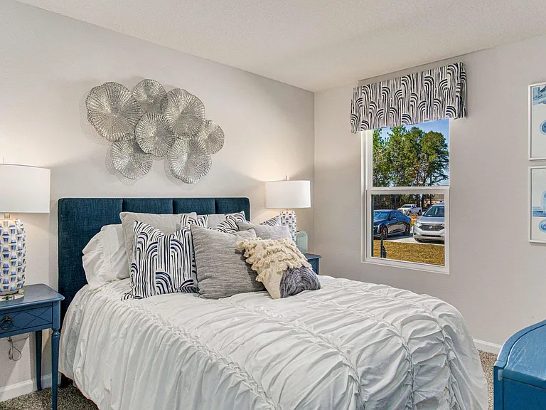1041 Hayward Loop — Photo 16