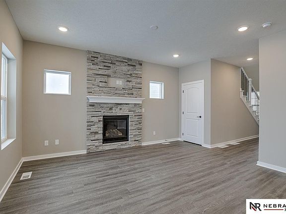 4th image of 4514 Leawood Dr