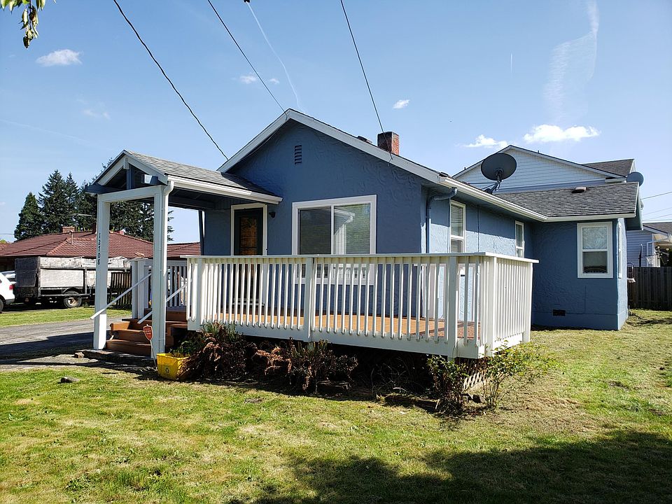 2nd image of 12708 SE Salmon St
