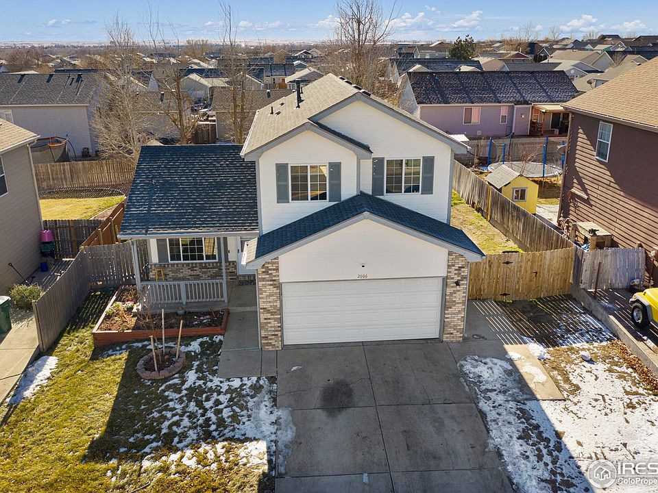 1st image of 2606 Park View Dr