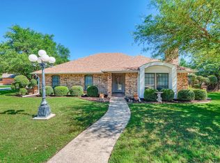 3709 Indian Wells Dr, Arlington, TX 76017