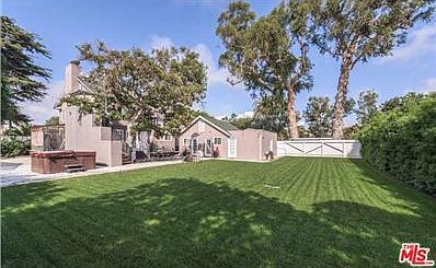 2nd image of 624 Marguerita Ave