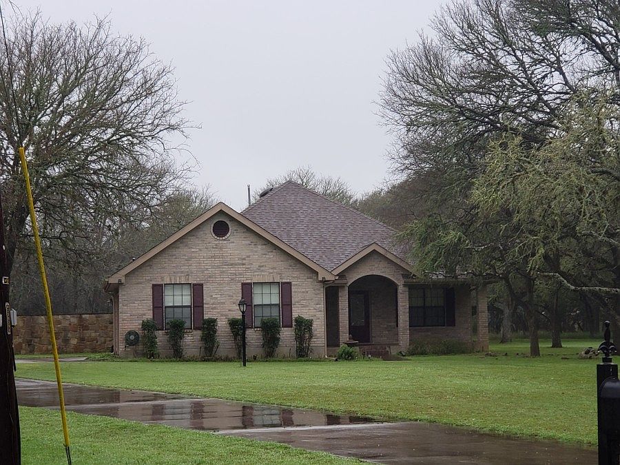 1st image of 337 Live Oak Dr