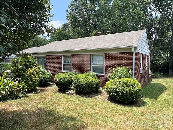 2nd image of 2523 Druid Hills Way
