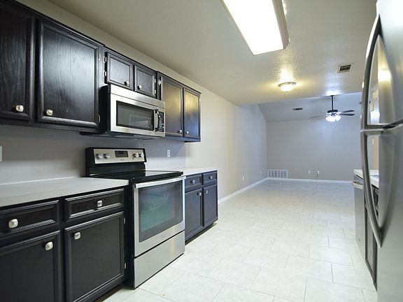 4th image of 517 Deloris Dr