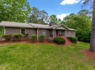 320 Pine Trail Rd, Fayetteville, GA 30214