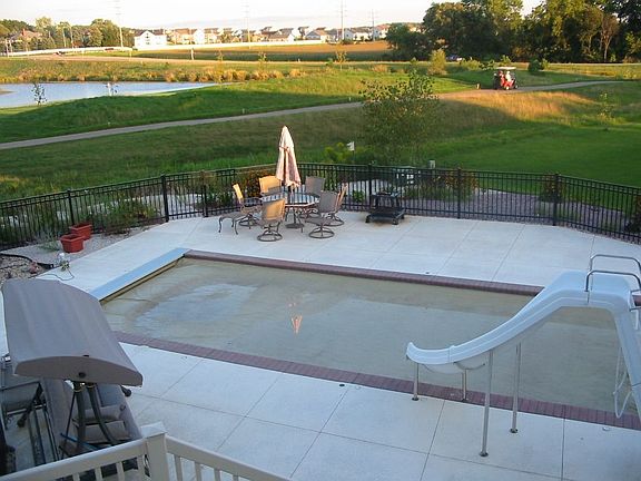 in ground pool!