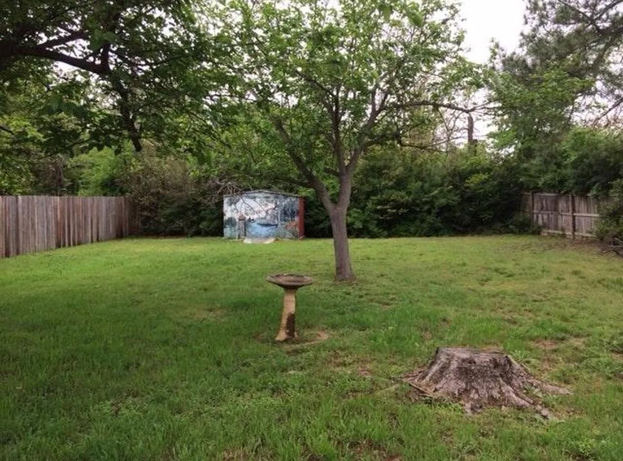 2109 Boyd St — Photo 2