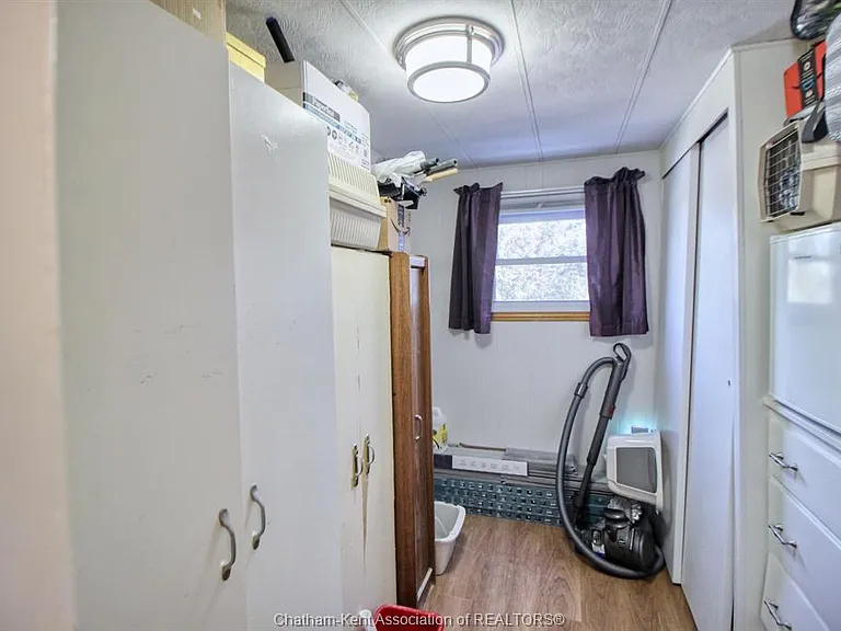 88 Essex Ct — Photo 13