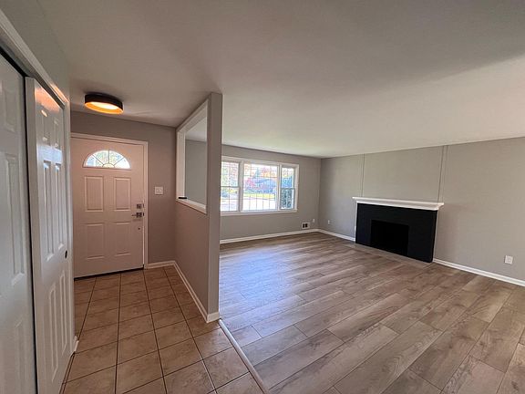 Main Entrance/Living Room