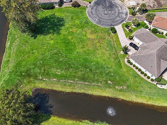 5th image of 1124 Bluffton Ct.