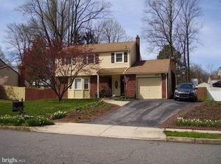 411 Keanon Ave, Upper Chichester, PA 19061