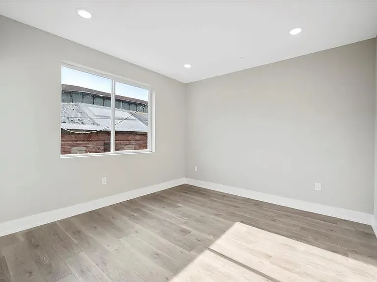 2225 N 8th St #2 — Photo 12