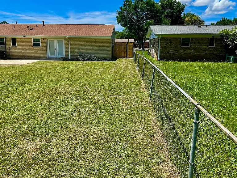 4210 Coldsprings Dr — Photo 4