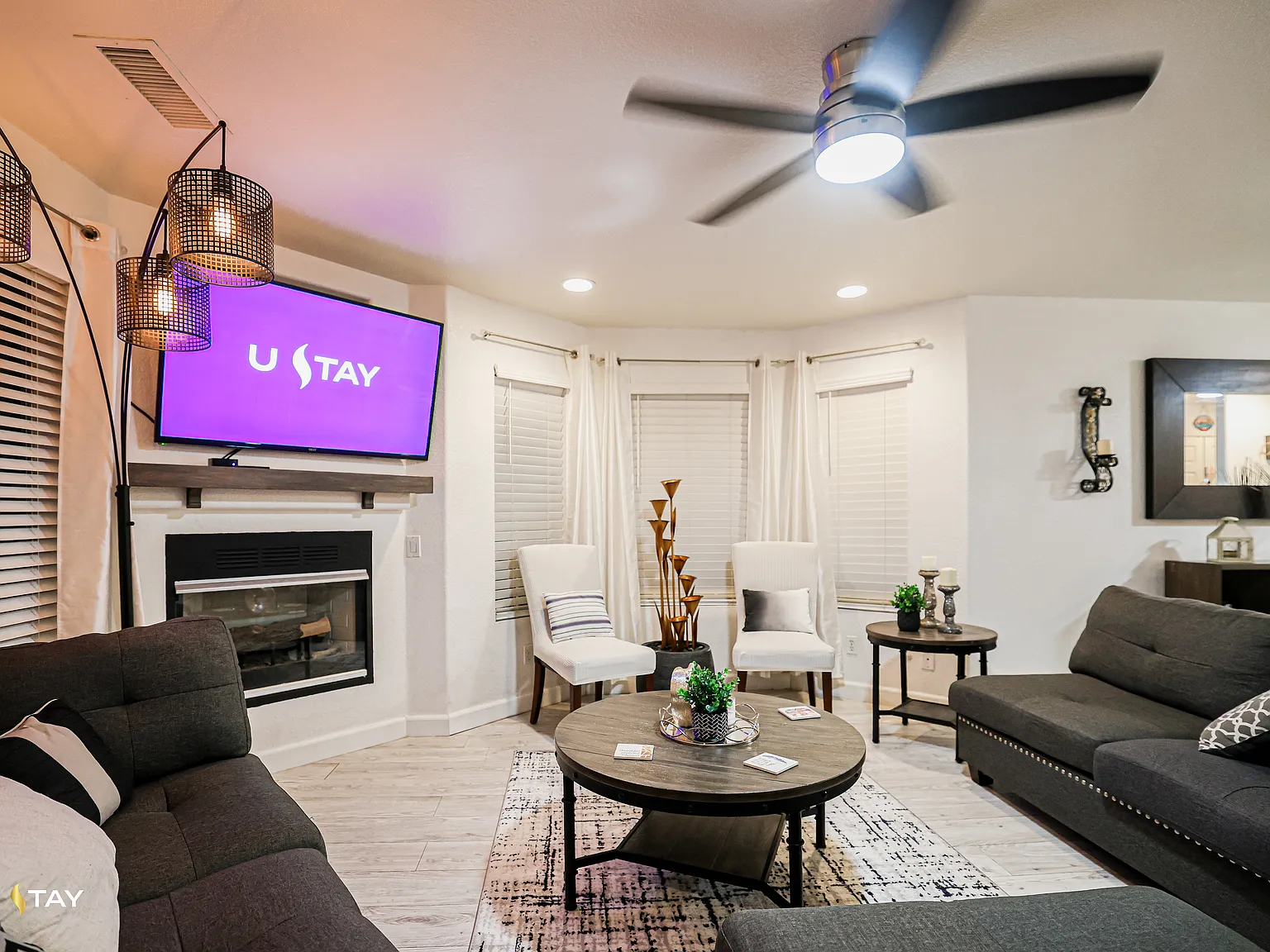 2 bed, 2.5 bath, 1500 sqft, $1,895 — Photo 3