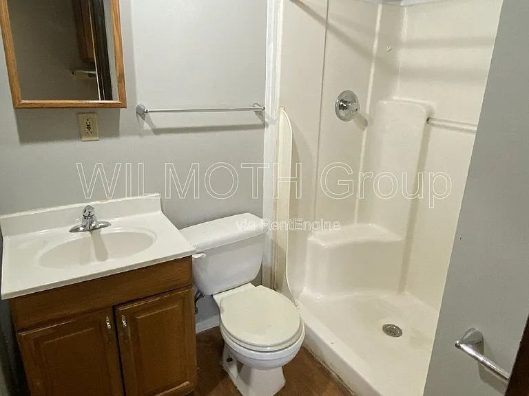 1106 N Gale St #3 — Photo 8