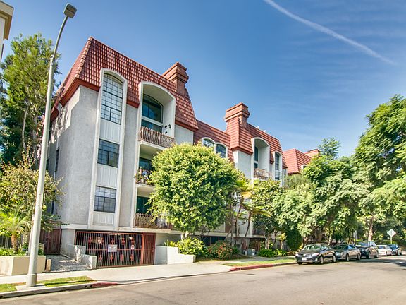 2nd image of 2031 S Bentley Ave APT 306