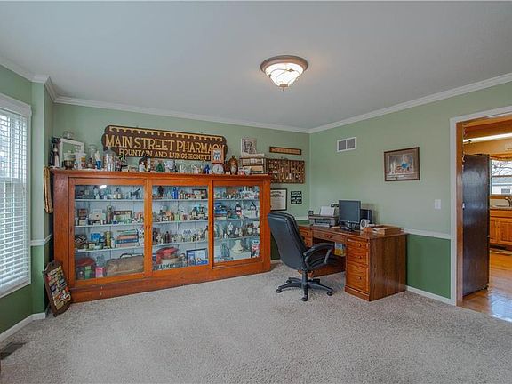 5th image of 1521 Chauncey Ave