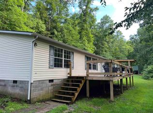 1460 Doe Run, West Union, WV 26456