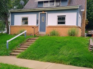 927 Valley Ave NW, Grand Rapids, MI 49504