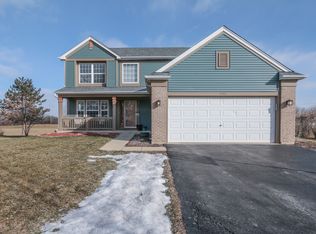 1940 Lyndhurst Ln, Aurora, IL 60503