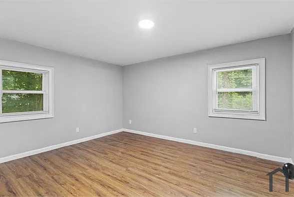3846 Log Cabin Dr — Photo 20