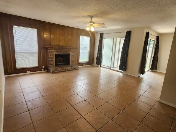 2423 Springmont Ct #2425, Arlington, TX 76012