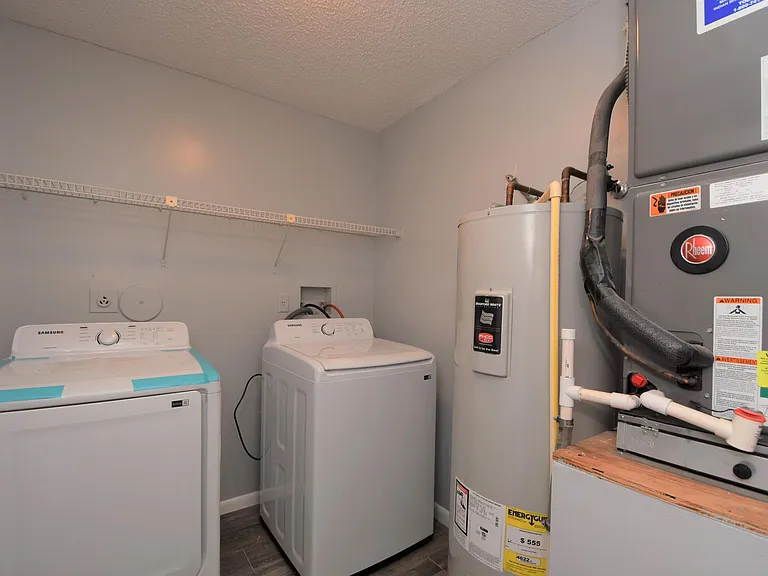 5087 Oak Hill Ln — Photo 23