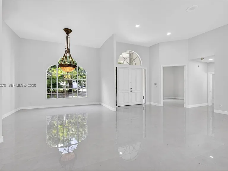 19558 Red Gum Trl — Photo 9