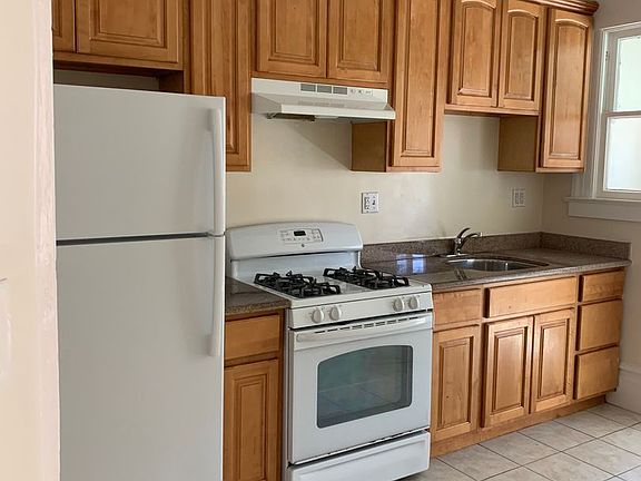 5th image of 1405 Broderick St #1405