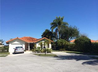 9001 SW 68th Ter, Miami, FL 33173