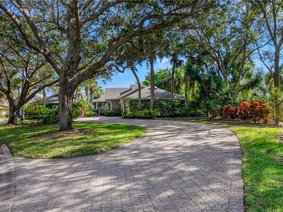 52 Golf Cottage DR, Naples, FL, 34105
