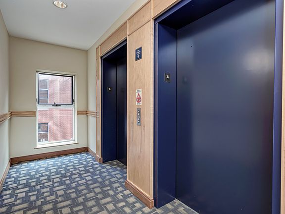 2nd image of 1222 Chicago Ave #B-402