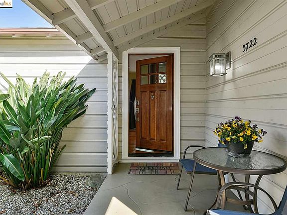 4th image of 3722 Keller Ave