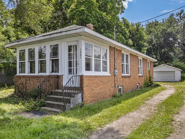 1321 Lincolnway Way W, Osceola, IN 46561