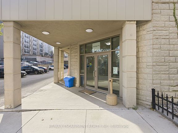 2nd image of 149 Main St W #203