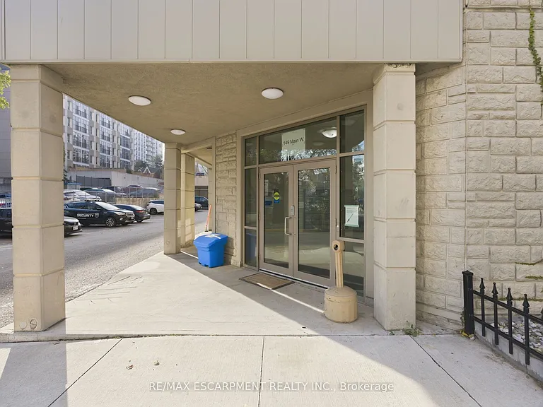 149 Main St W #309 — Photo 2